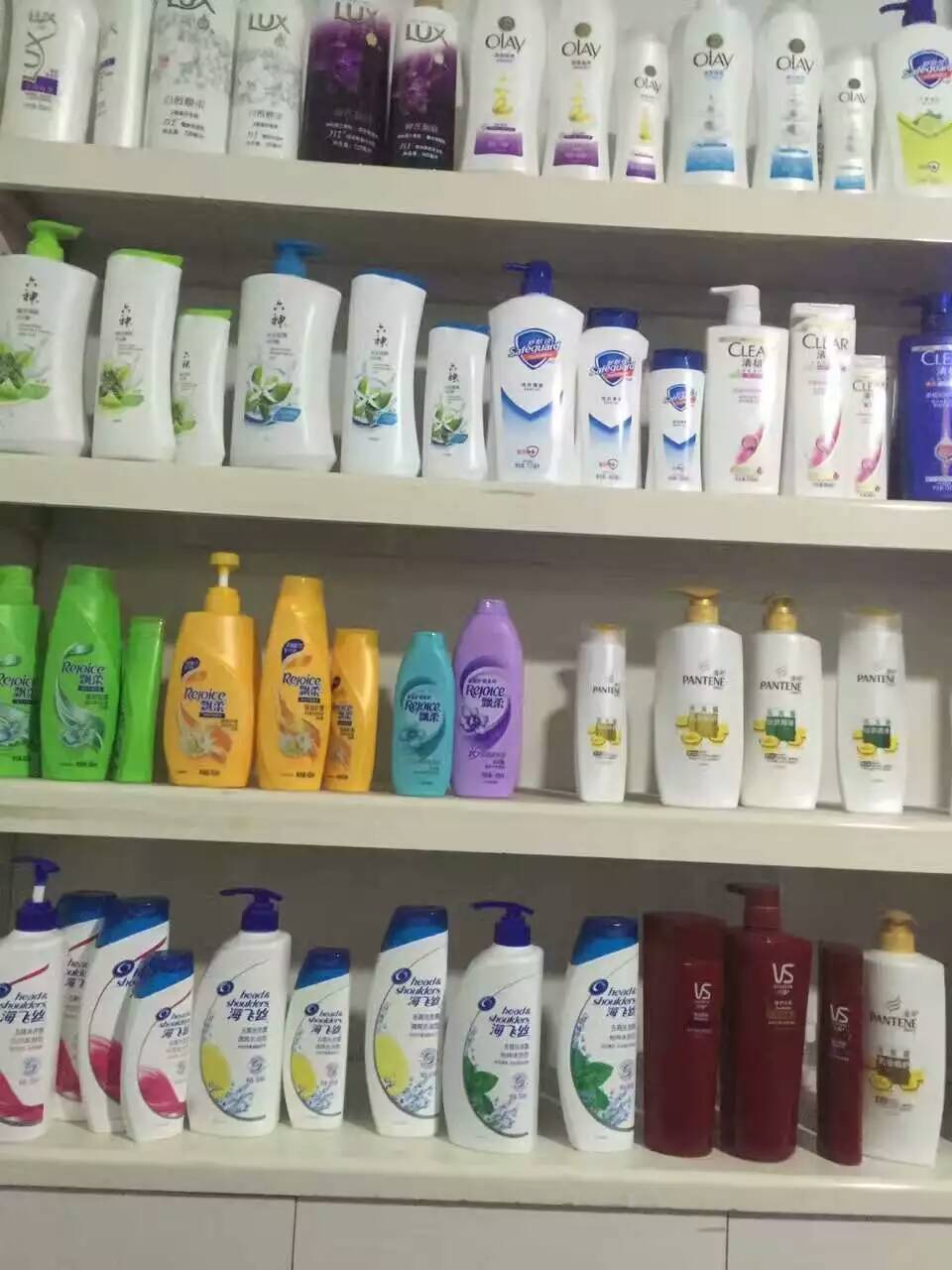 海飛絲洗發水 廣東生產商批發熱銷，助力日用品市場